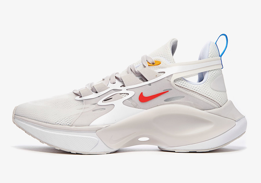 Nike Signal D/MS/X White AT5053-100 Release Date