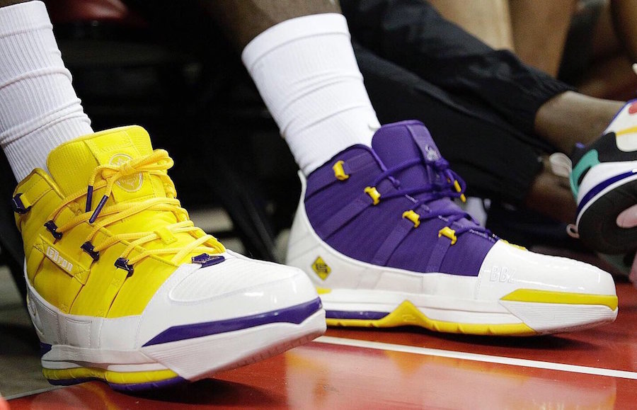Nike LeBron 3 Lakers On-Feet