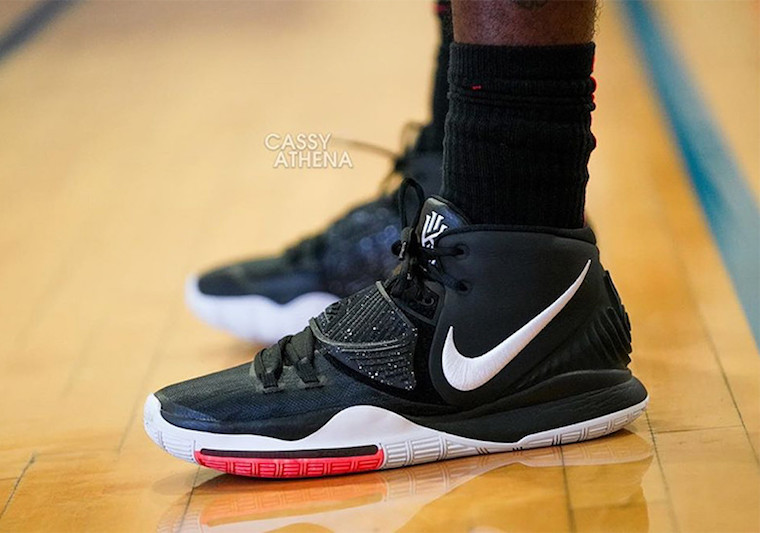 kyrie irving foot