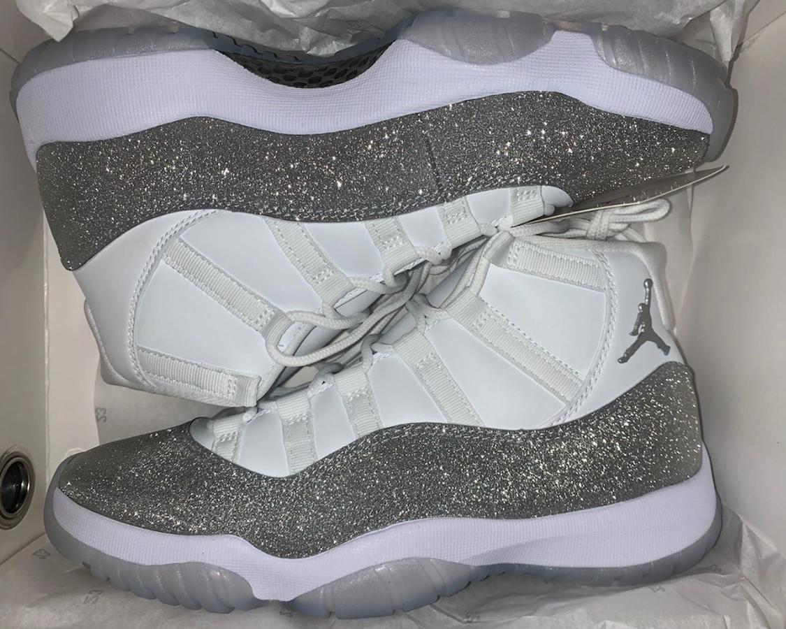 Air Jordan 11 WMNS White Metallic Silver Vast Grey AR0715-100