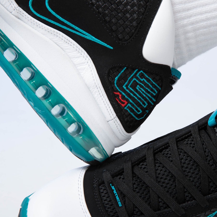 Nike LeBron 7 Red Carpet Retro CU5133-100 2019 Release Date On-Feet