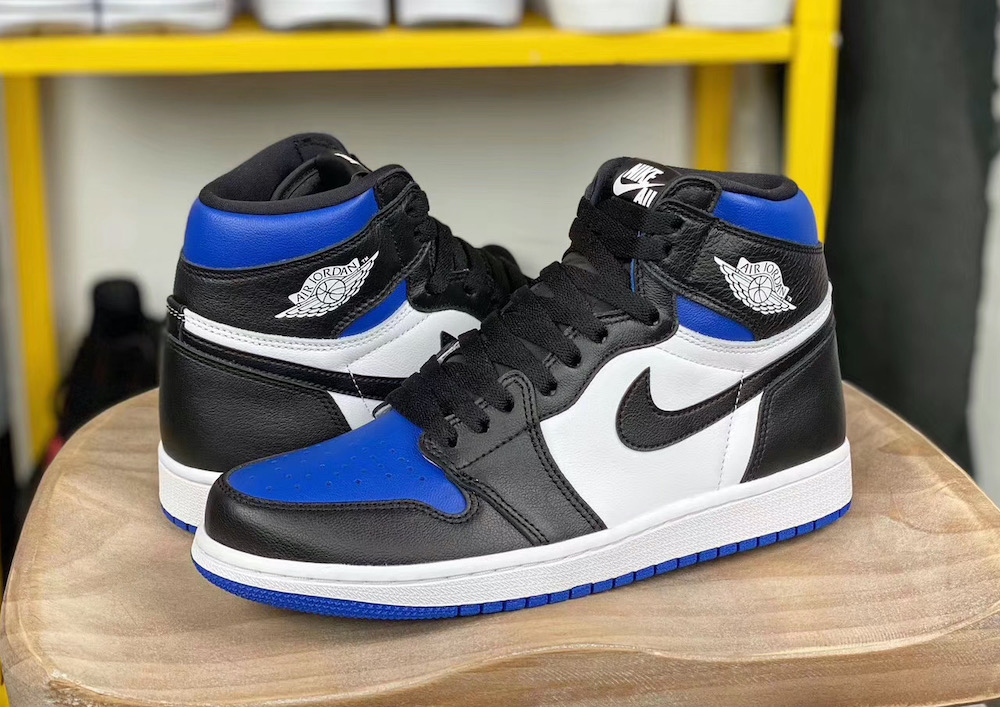 royal blue jordan 1 og