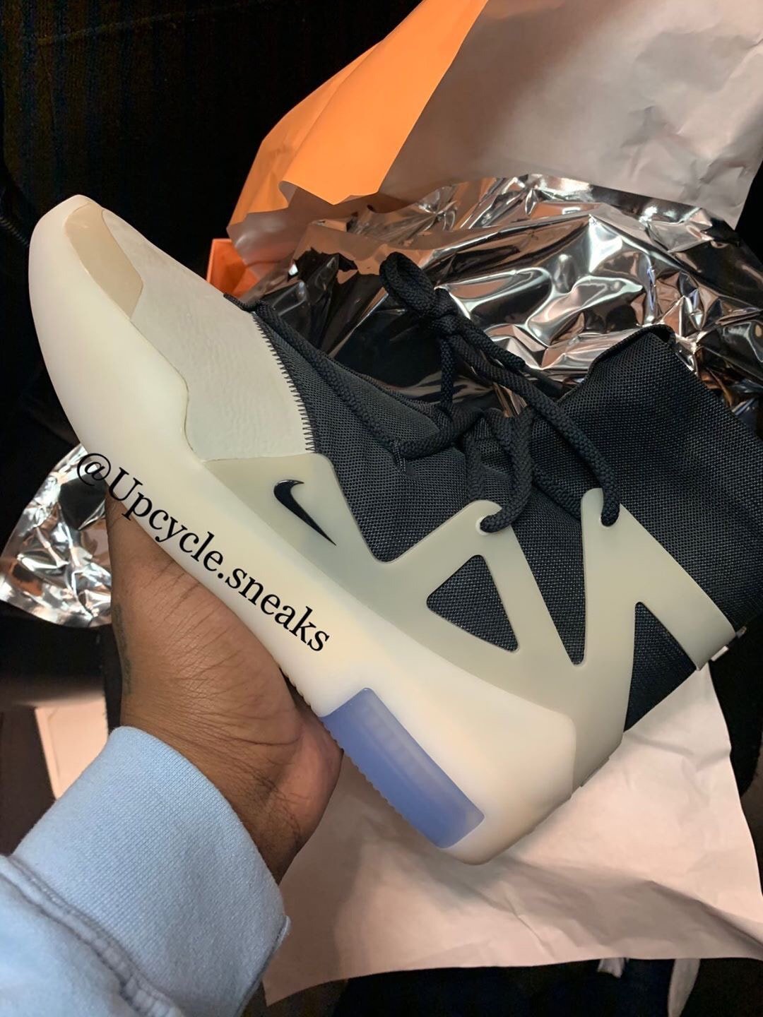 Nike Air Fear of God String AR4237-902 Release Date