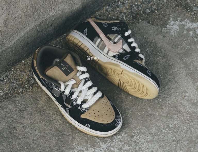 travis scott dunks brown
