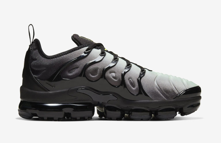 Nike Air VaporMax Plus Neon CW7478-001 Release Date - SBD