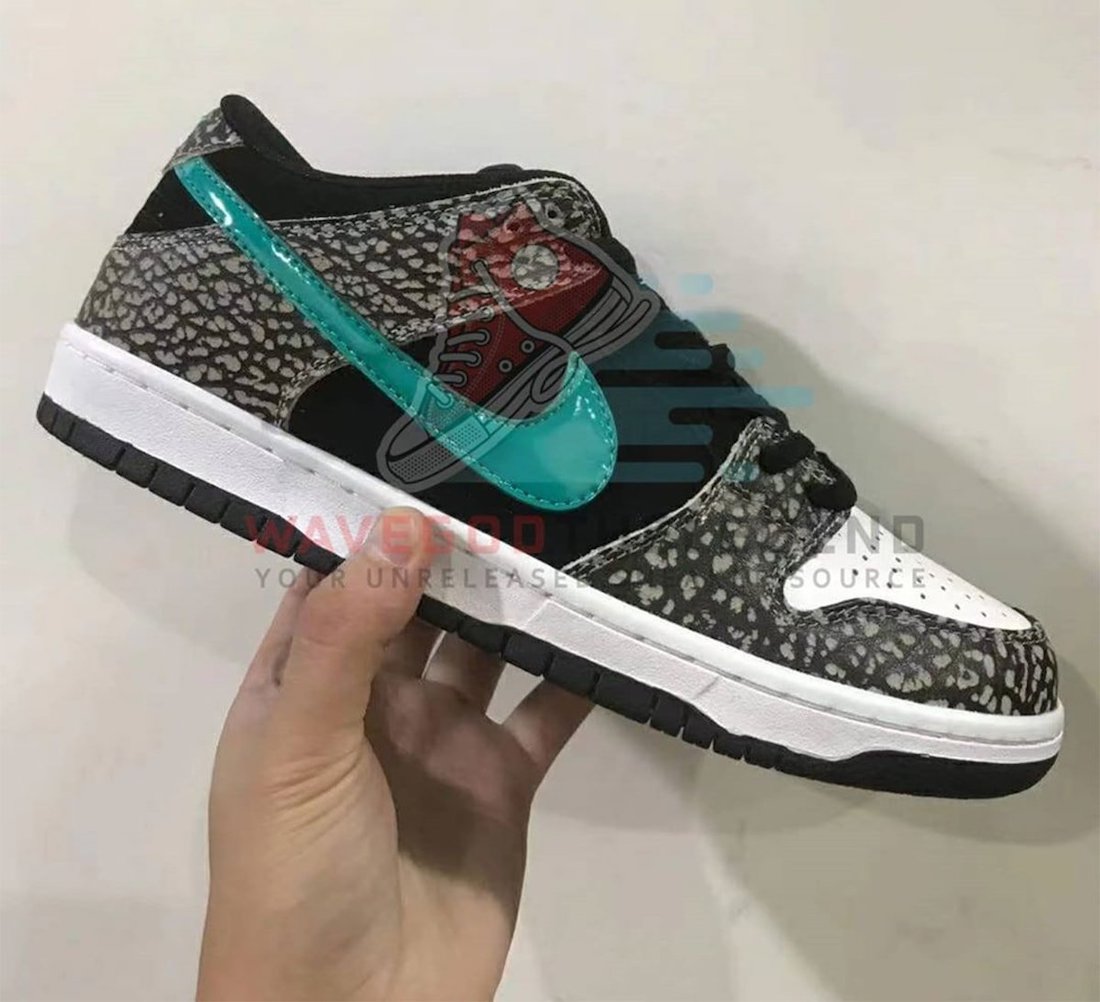 nike dunk atmos