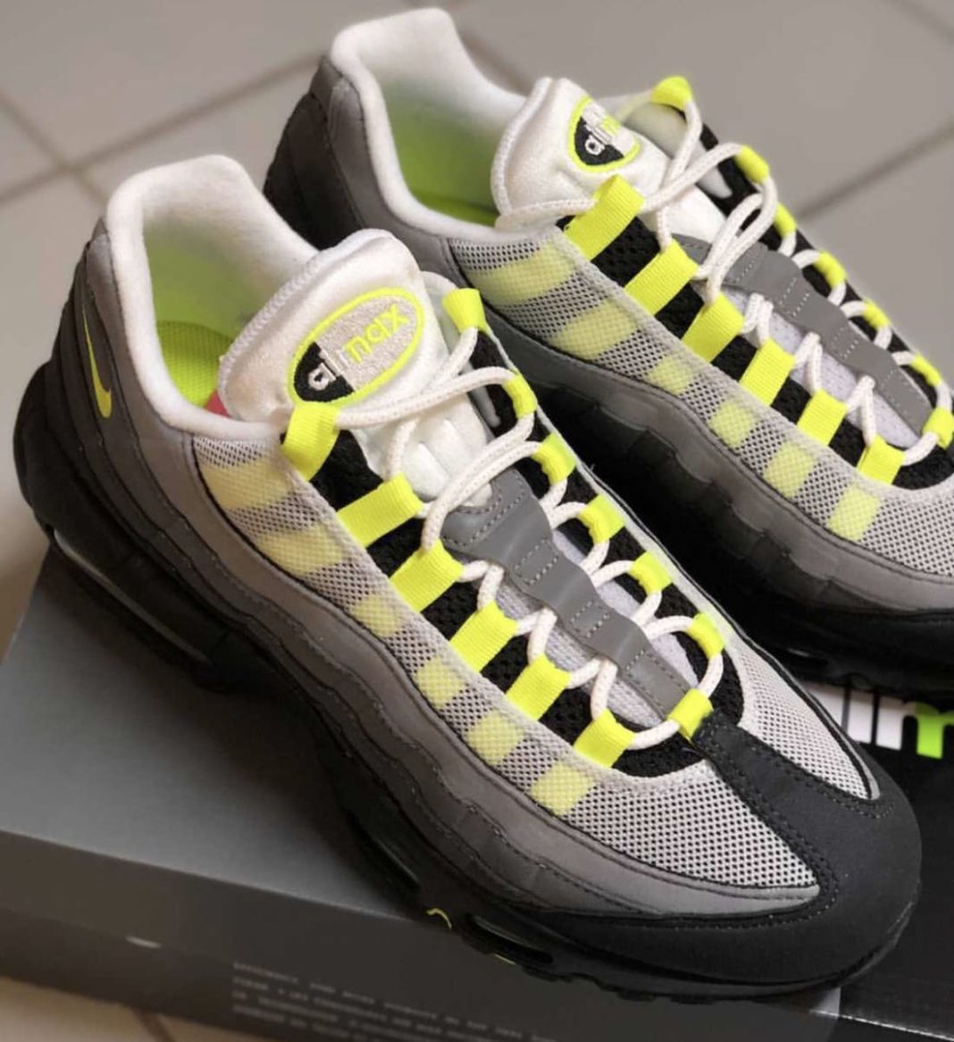blue and yellow air max 95