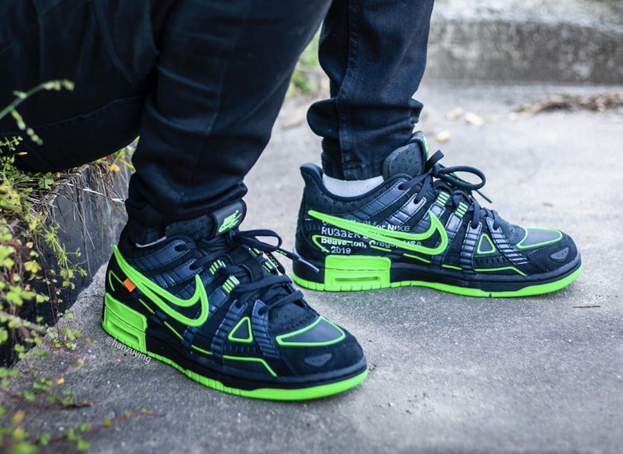 nike air rubber dunk green strike