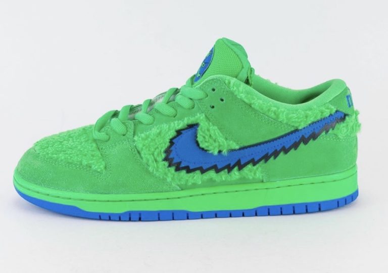 sb dunk low dead bear