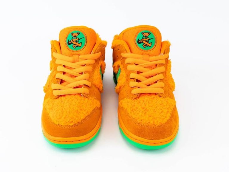 sb dunk low dead bear