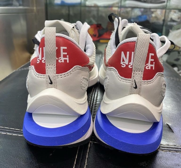 sacai vaporwaffle fuchsia