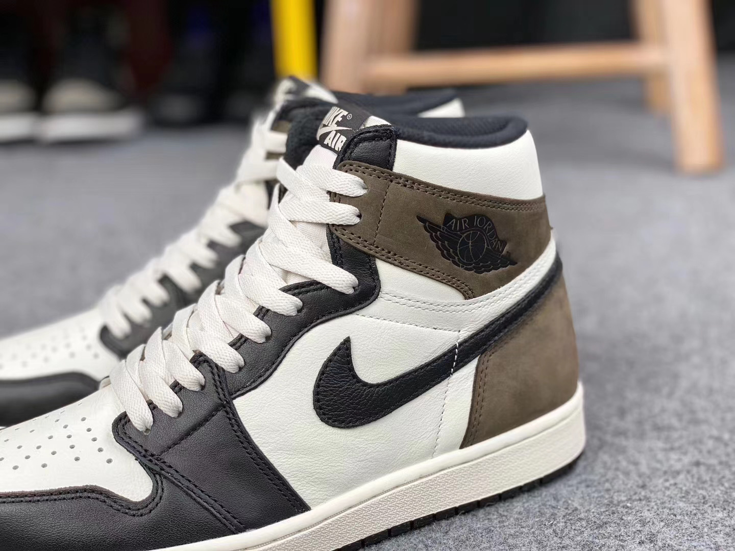 nike air jordan 1 mocha release date