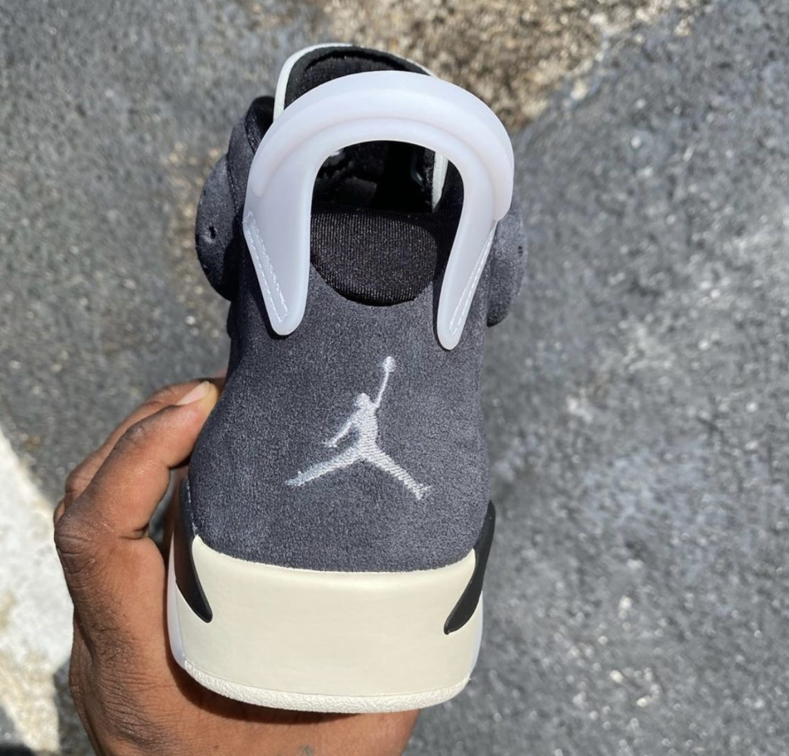 aj6 smoke grey