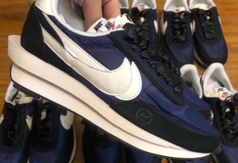 fragment sacai nike waffle