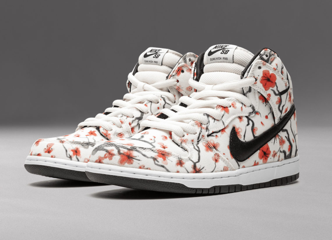 dunk high pro sb cherry blossom