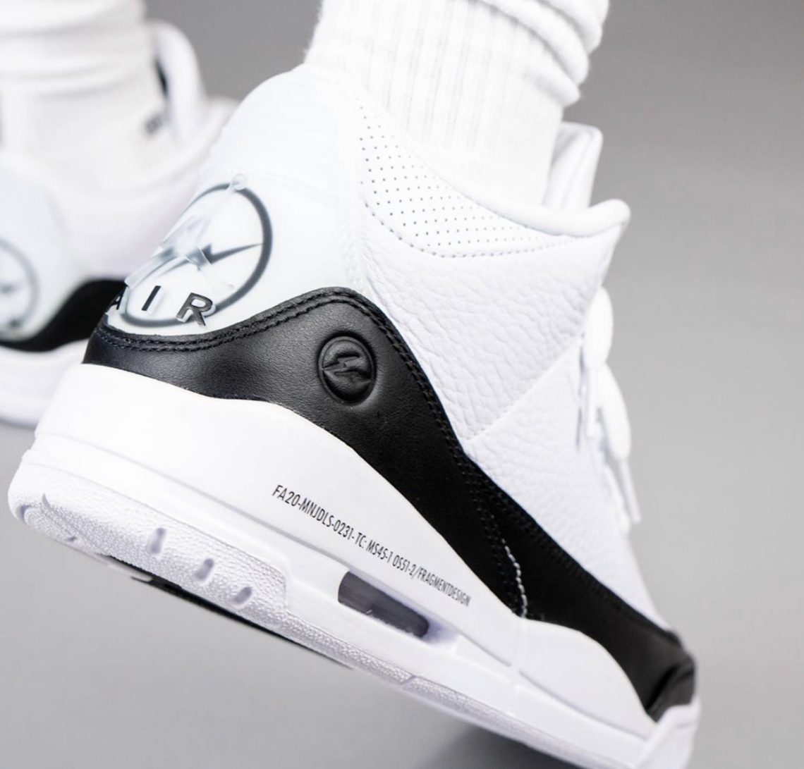 black and white 3 release