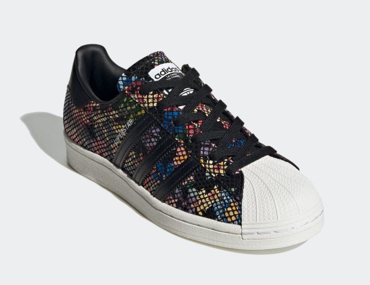 adidas superstar flower print