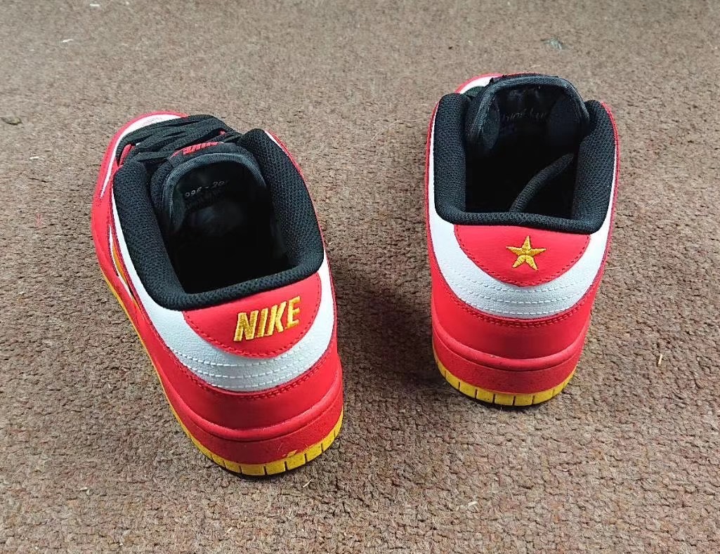 Nike SB Dunk Low Vietnam 25th Anniversary 309242-307 발매일