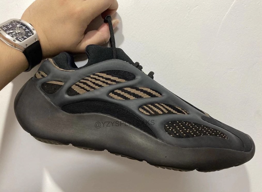adidas Yeezy 700 V3 Clay Brown Release Date