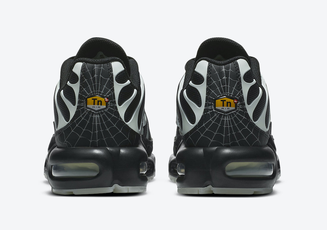 Nike Air Max Plus Halloween Spider Web DD4004-001 Release Date