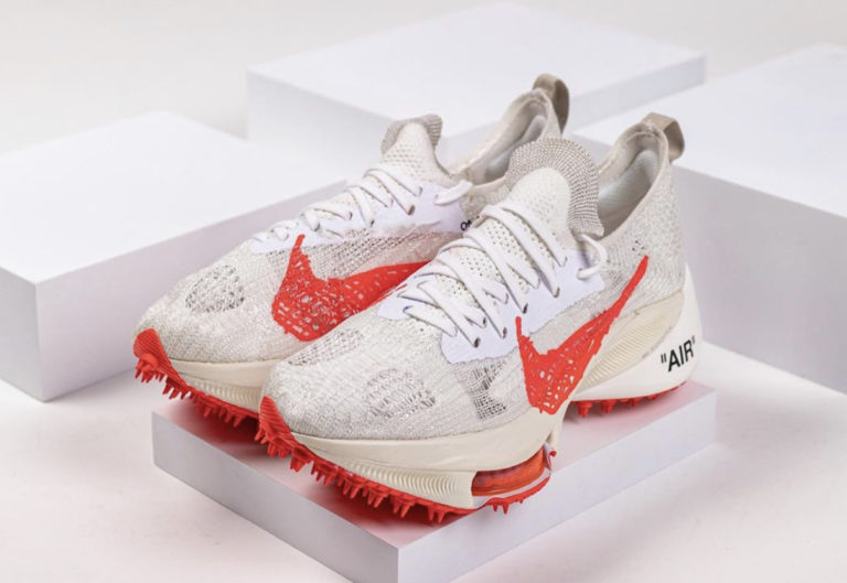air zoom tempo next off white on feet