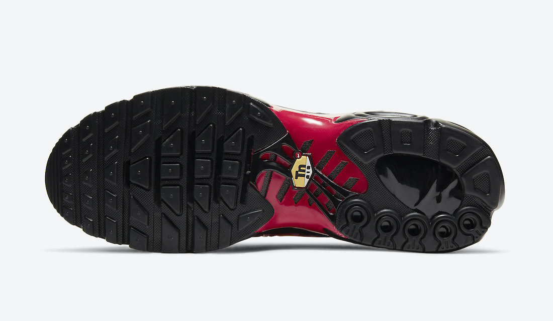 Supreme Nike Air Max Plus Fire Pink DA1472-600 Release Date