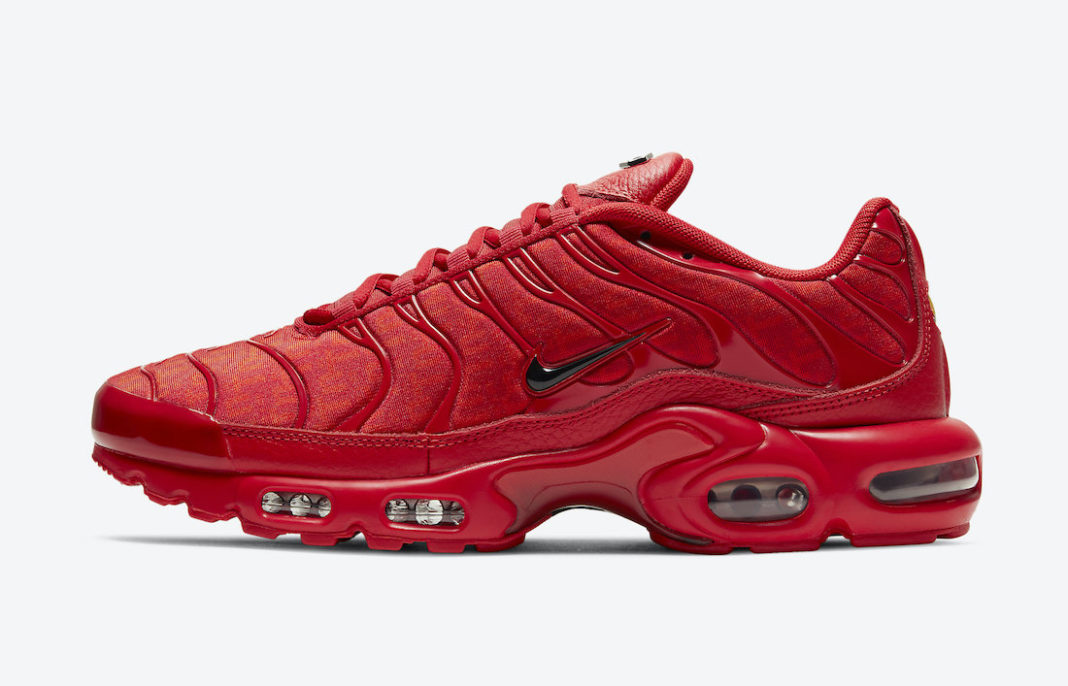 red plaid air max plus