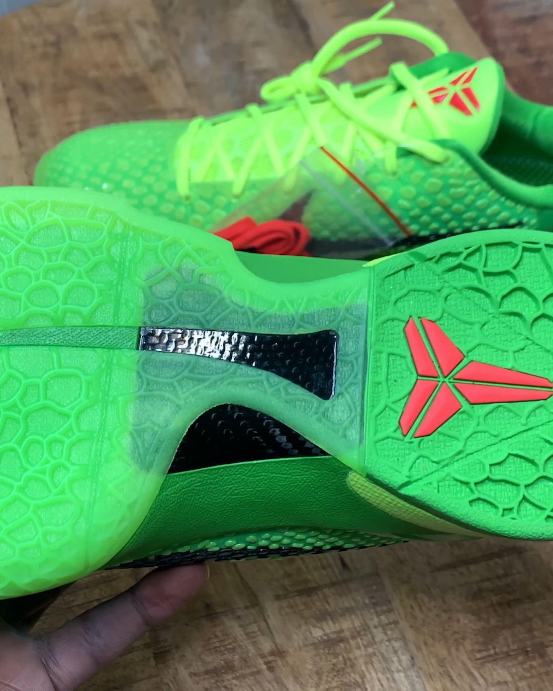 Nike Kobe 6 VI Protro Grinch CW2190-300 Release Date