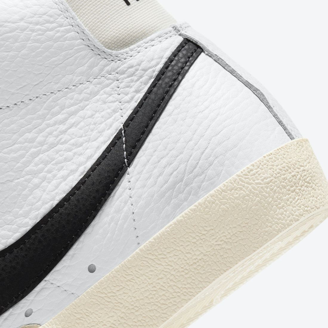 Nike Blazer Mid Barcode DD6621-100 Release Date
