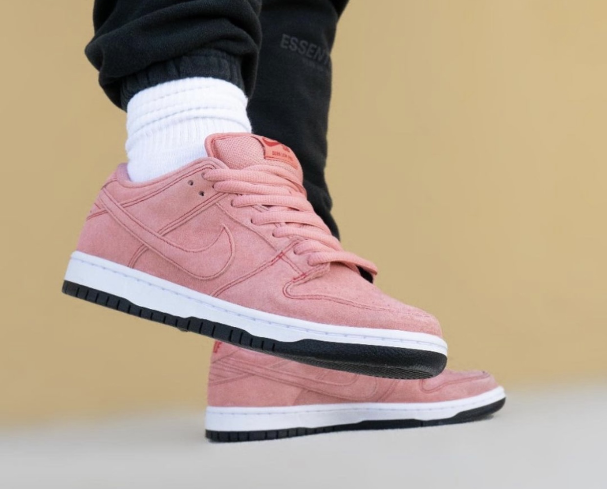 Nike SB Dunk Low Atomic Pink Pig CV1655-600 Release Date On-Feet
