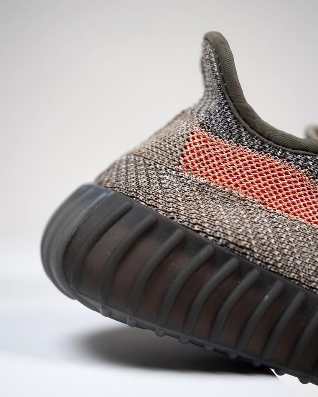 yeezy stone ash