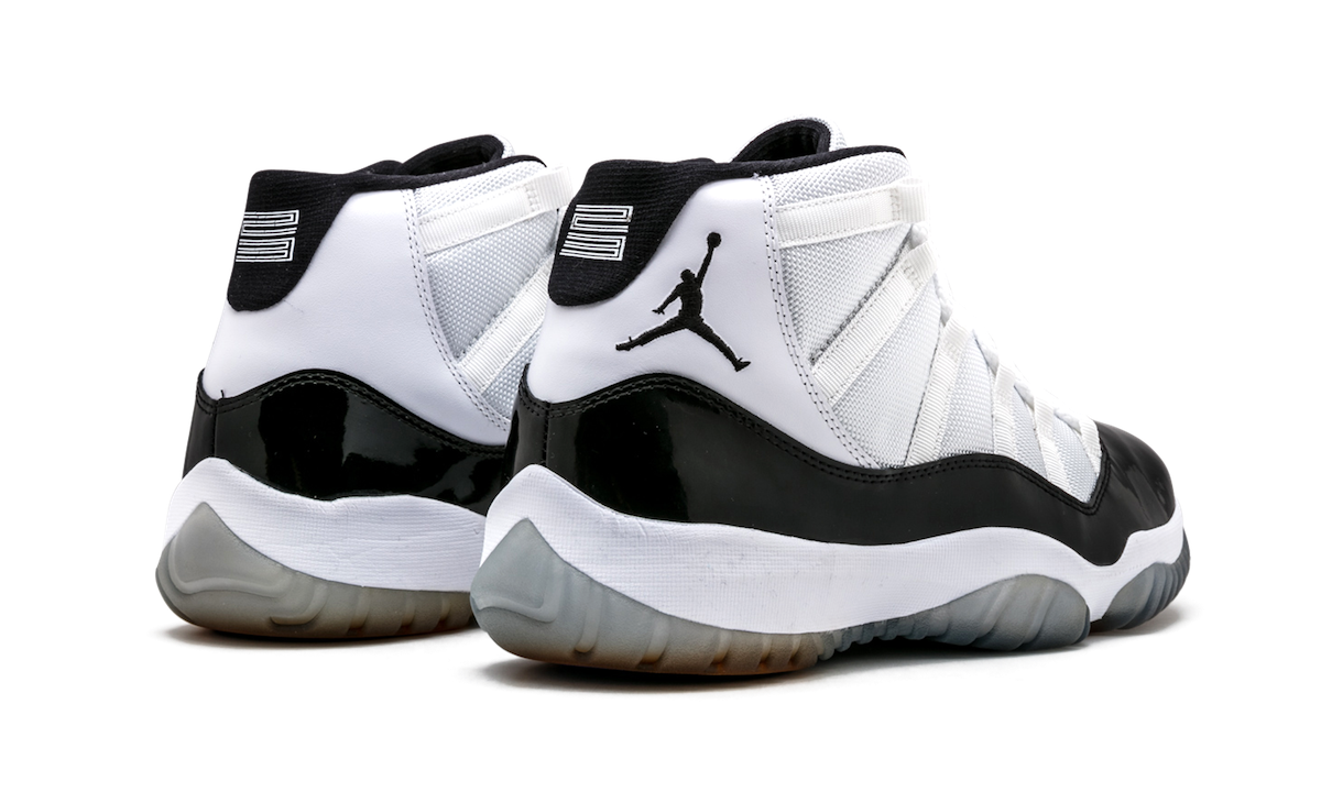 Air Jordan 11 Concord