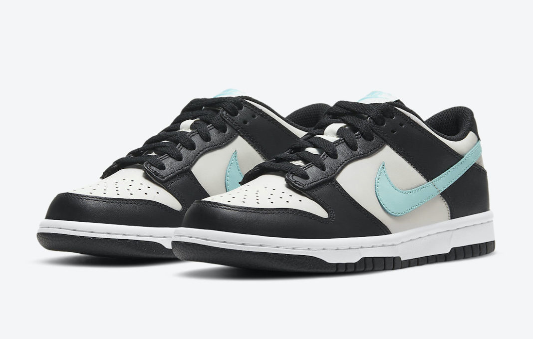 Nike Dunk Low GS CW1590-003 Release Date
