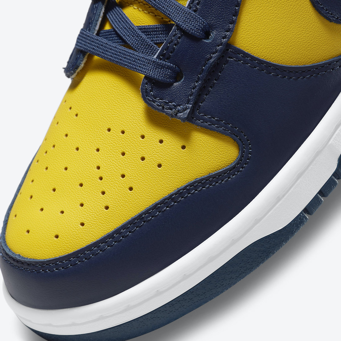 Nike Dunk Low Michigan DD1391-700 Release Date Price