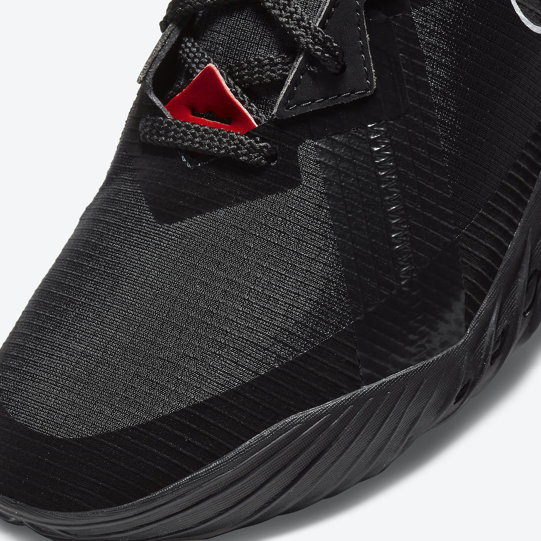 Nike LeBron 18 Low Black University Red CV7562-001 Release Date