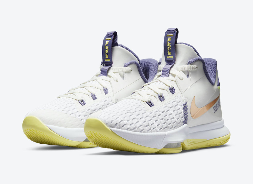 Nike LeBron Witness 4 White Purple Lakers LeBron James Basketball Shoes NEW