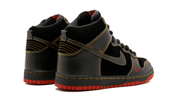 Nike SB Dunk High Unlucky 305050-001 2004 Release Date - SBD