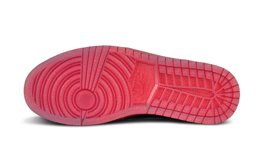Parche con el logo de Nike HTG jordan en la pernera Legends of the Summer Chrome Toe