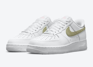 nike air force 1 with silver tick