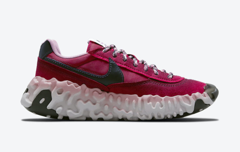 nike beetroot joggers
