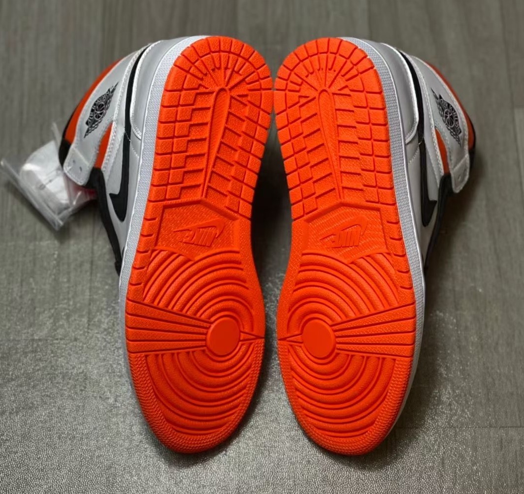 Air Jordan 1 High Electro Orange 555088-180 Release Date