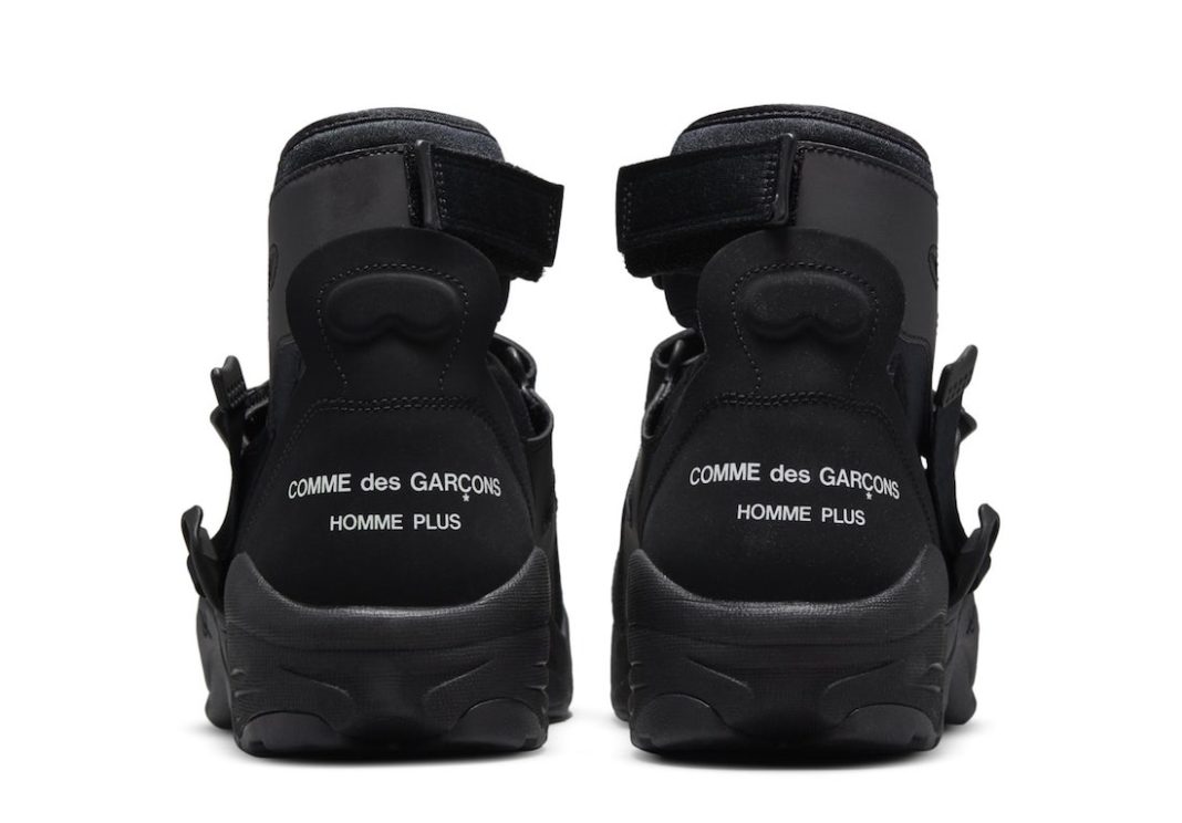 comme des garcons air carnivore