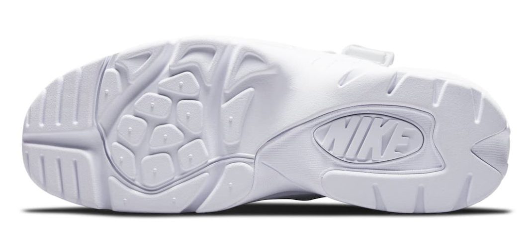 comme des garcon nike carnivore