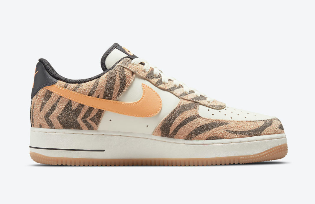 Nike Air Force 1 Premium Daktari DJ6192-100