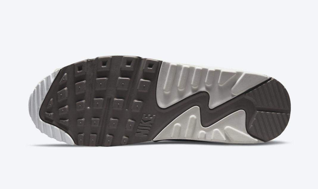 nike air max 90 se sneakers in white light bone