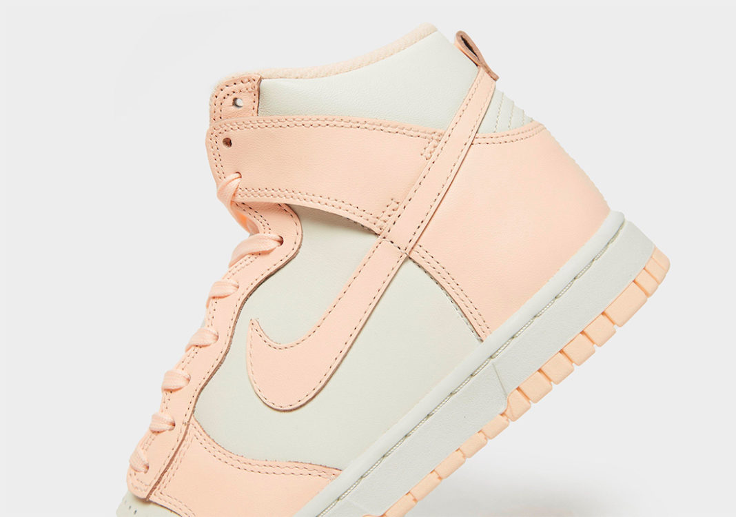 nike dunk high wmns crimson tint