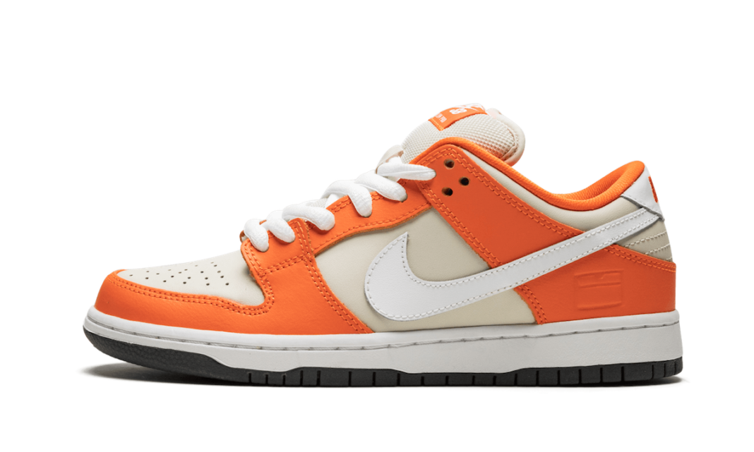 Nike sb dunk orange. Nike SB Dunk Low оранжевые. Nike Dunk Low Orange. Оранжевые данки найк. Nike SB Dunk Low Orange Label.