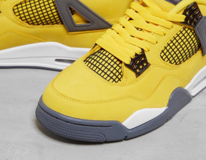 lightning 4s resale value