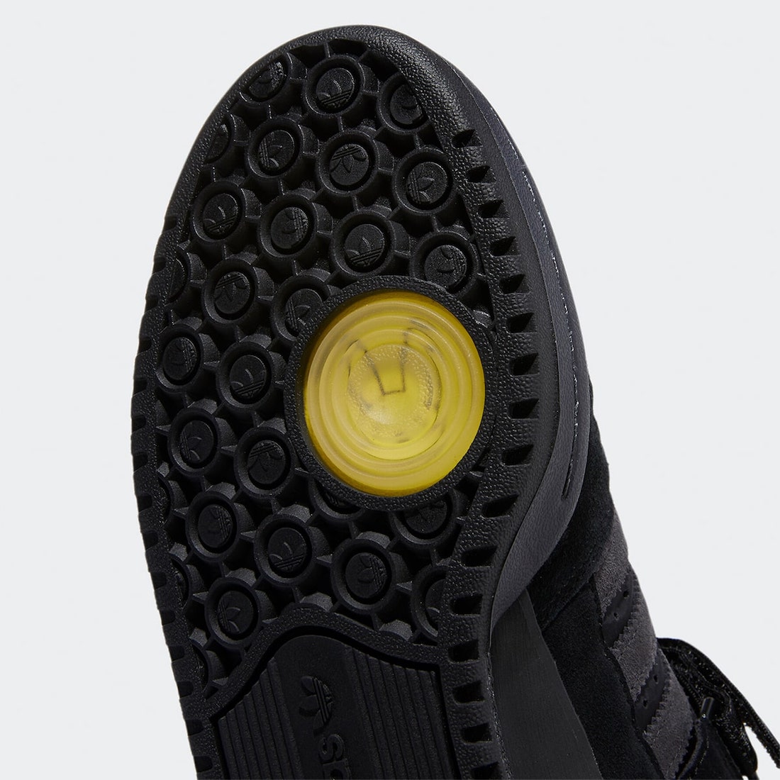 Bad reflective adidas Forum Buckle Low Black GW5021 Release Date