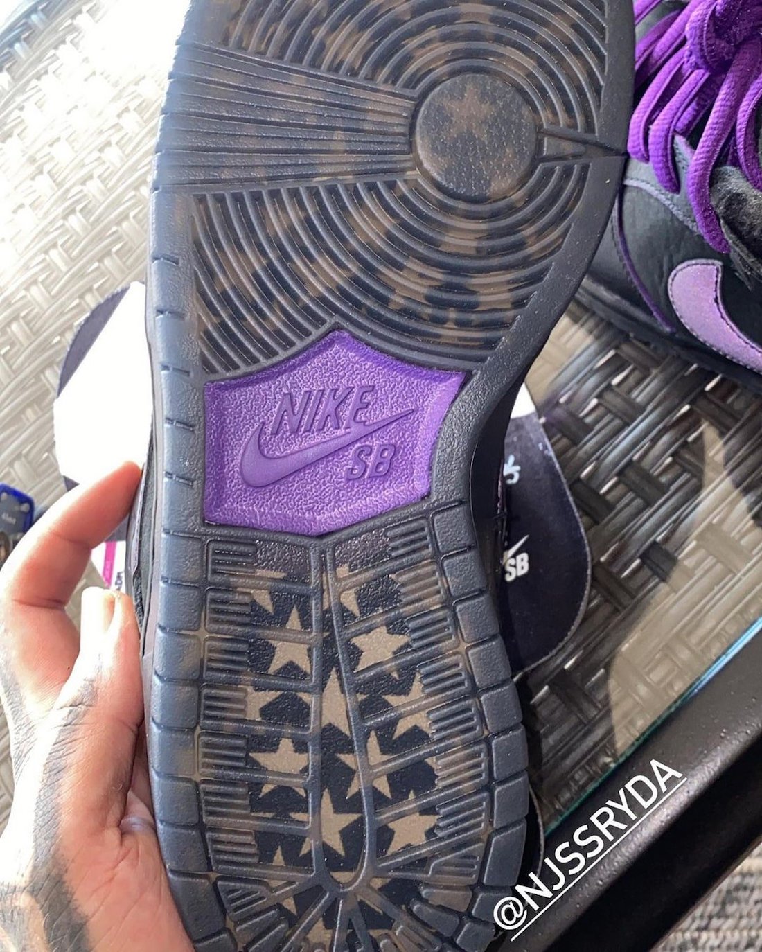 First Look: Familia x Nike SB Dunk Low First Avenue •